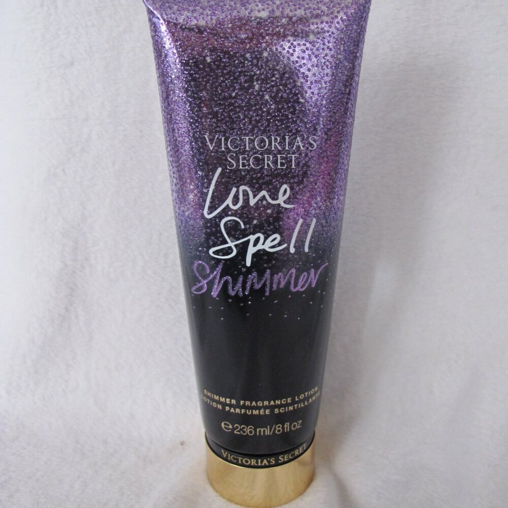 New - Victoria's Secret Love Spell Shimmer Fragrance Lotion